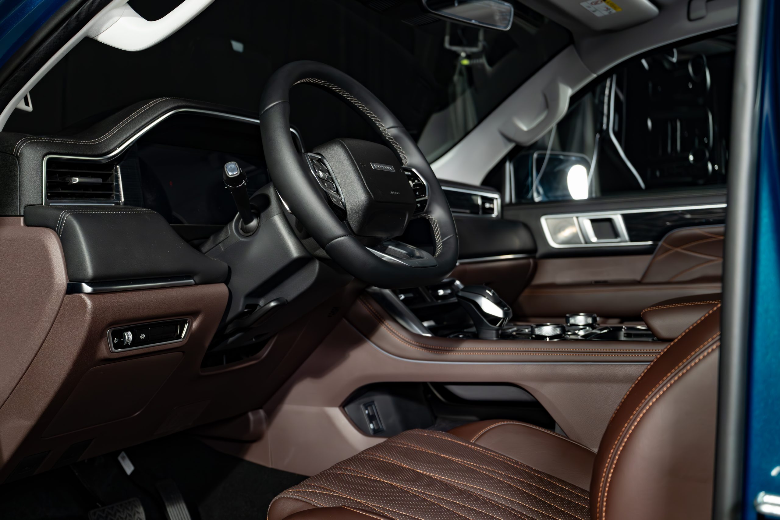 Interior V9